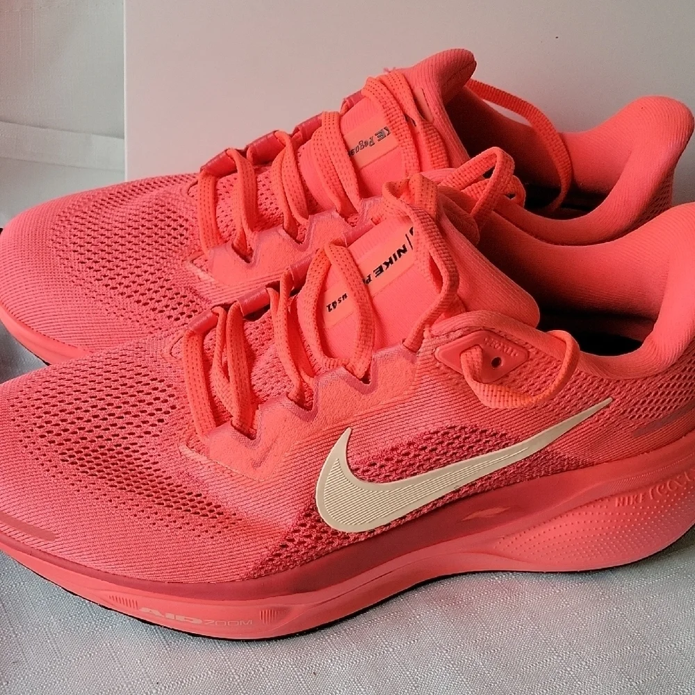 Nike Air Pegasus 41 Women's Road Runningh Athletic Shoes Size 5.5